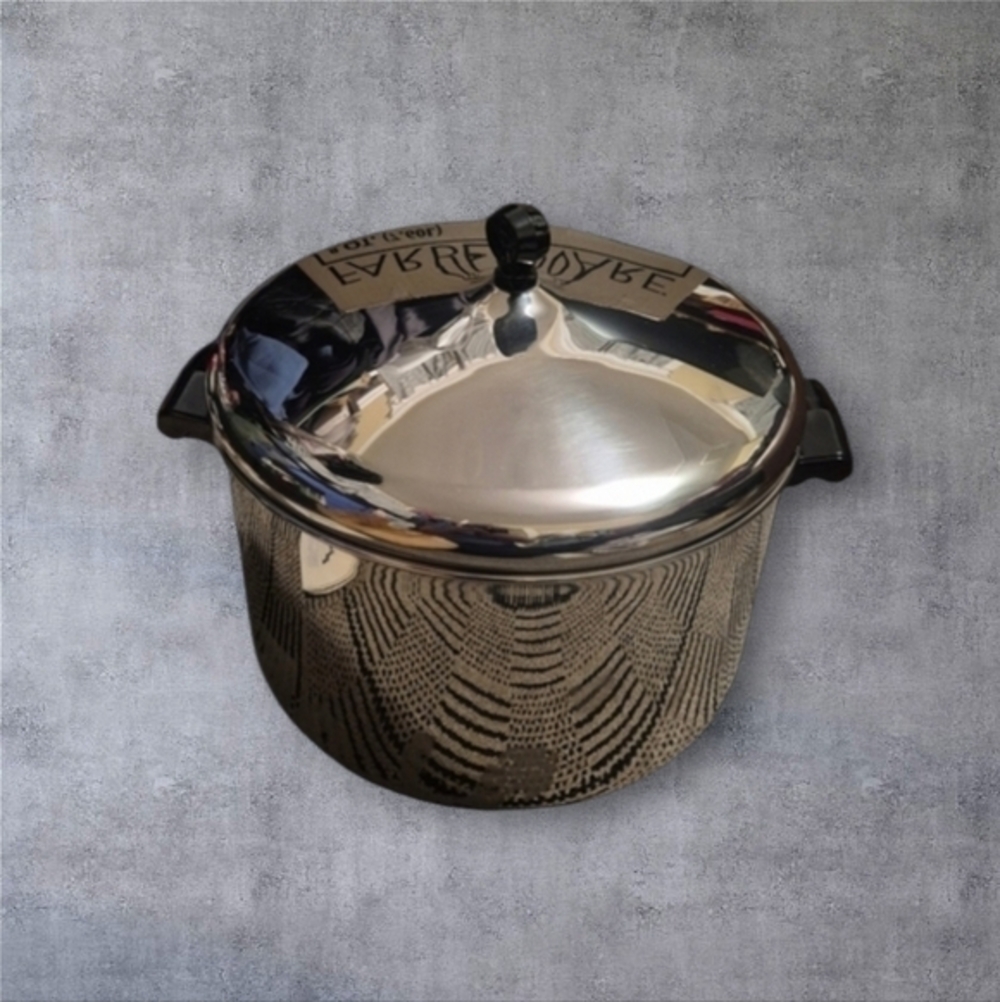 Farberware  Classic Series  Stainless Steel  Stock Pot  8 qt.New Open Box